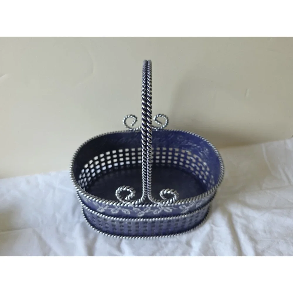 Metal Basket Blue And Silver With‎ Holly Leaves And Handle
